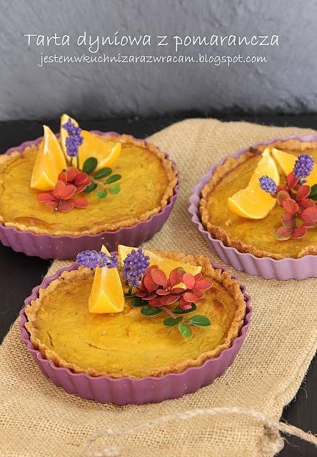Delikatna tarta dyniowa z nutą pomarańczy