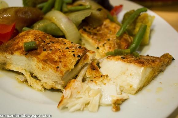 Halibut z piekarnika z warzywami