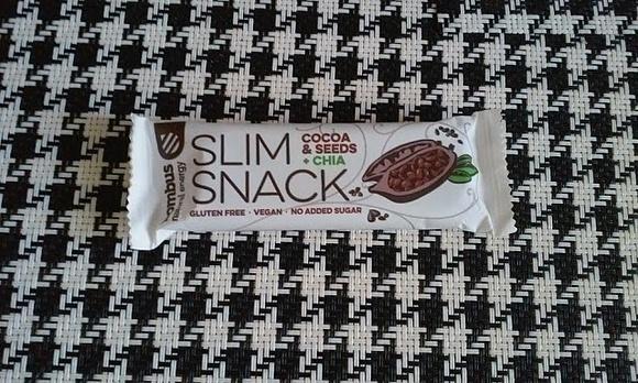 Bombus baton slimsnack cocoa & seeds z chia