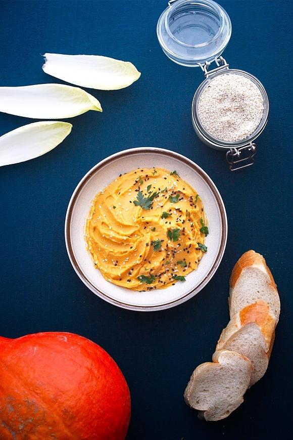 Hummus z dynią - przepis na zdrową pastę wegańską