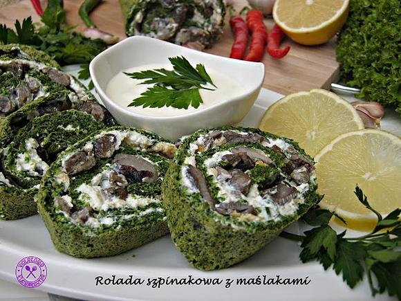 Rolada szpinakowa z fetą i leśnymi maślakami