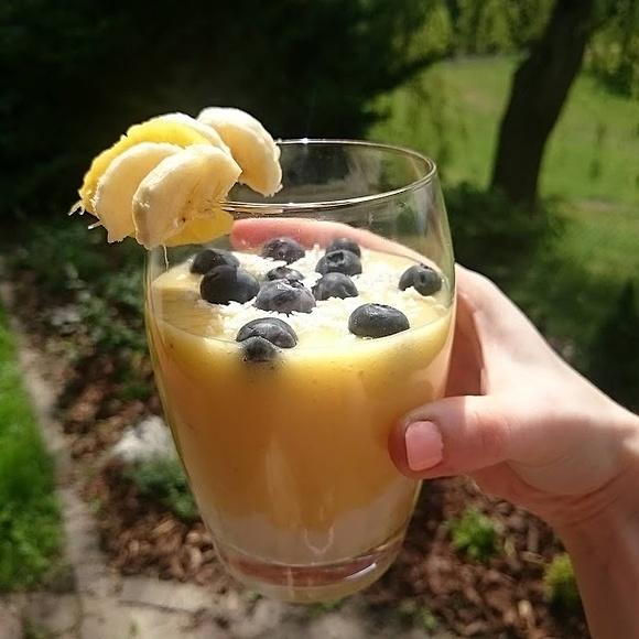 Koktajl z mango i banana