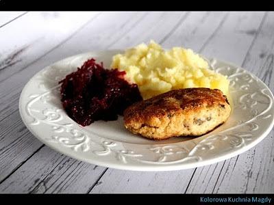 Pieczone kotlety mielone z kurczaka i pieczarek