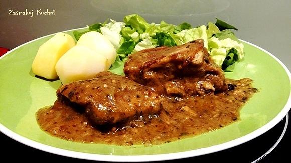 Żeberka ziołowe w cydrze z miodem i gorczycą