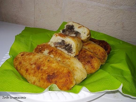Krokiety ziemniaczane z farszem pieczarkowym