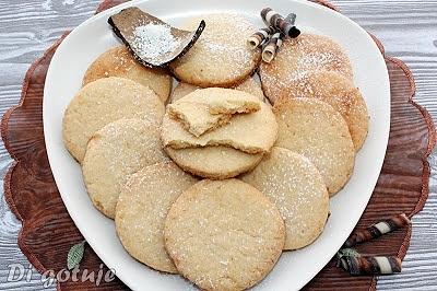 Kokosowe ciastka z cukrem - lepsze od herbatników