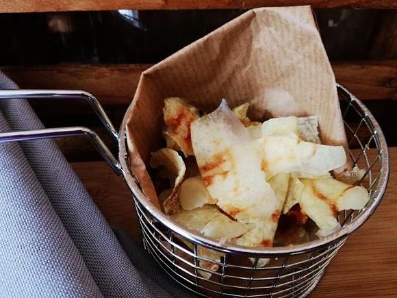 Chipsy ziemniaczane z mikrofalówki