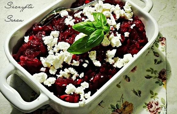 Tarte buraczki z serem feta – szybki przepis na dodatek do obiadu
