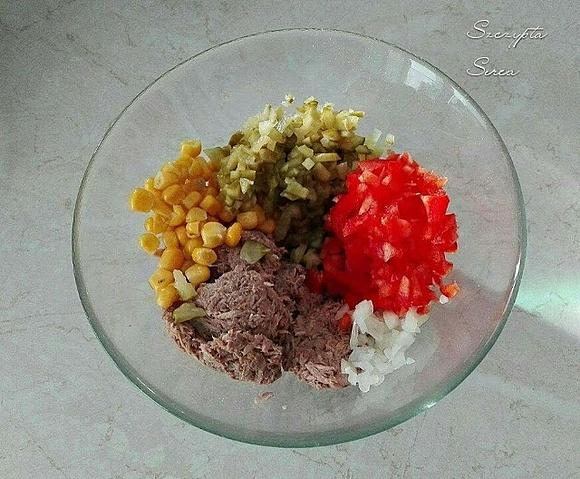 Pasta z tuńczyka na kanapki i przekąski