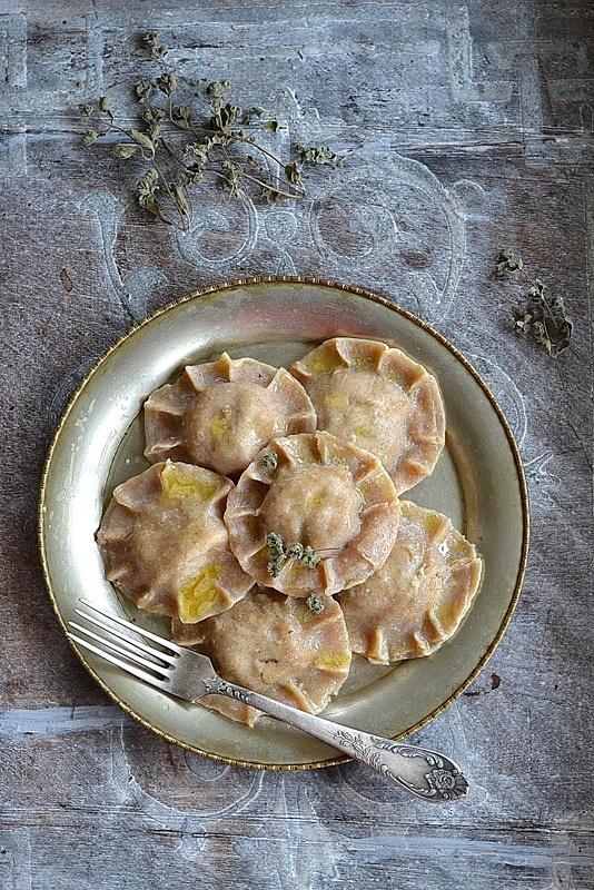 Kasztanowe pierogi z gęsiną