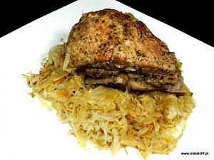Żeberek w kiszonej kapuście - keto, lchf, paleo, ketogenicne