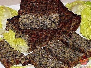 Pasztet pieczarkowy z cieciorką i czosnkiem