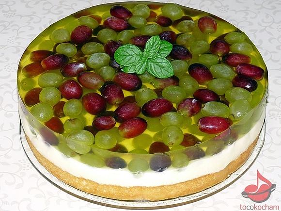 Torcik winogronowy