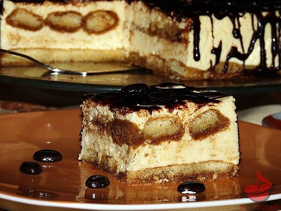 Torcik cappuccino bez pieczenia na dzień babci i dziadka