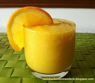 Odchudzający koktajl z mango i pomarańczy
