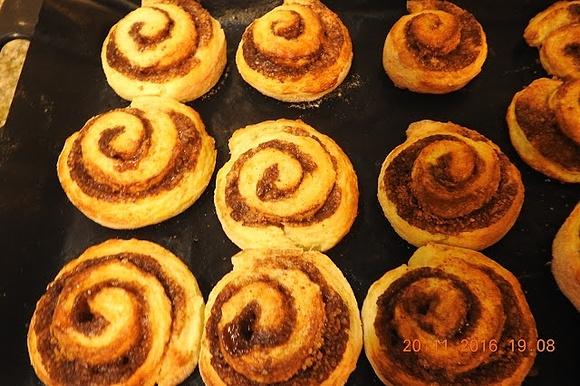 Kanelbullar szwedzkie bułeczki cynamonowe