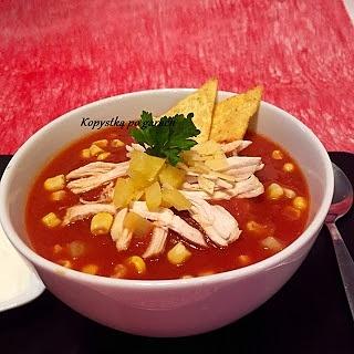 Zupa aztecka z kurczakiem