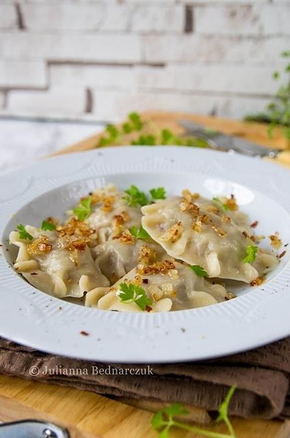 Pierogi z mięsem wołowym i pieczarkami