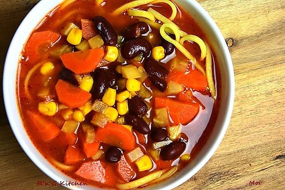 Zupa pomidorowa a’la mexicana