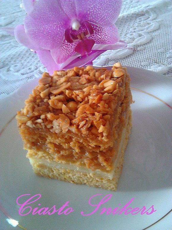 Ciasto Snickers na cieście miodowym