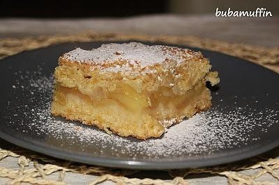 Szarlotka krucho-drożdżowa z jabłkami
