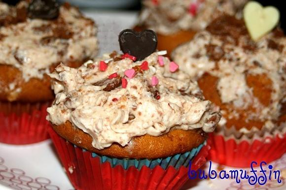 Muffiny z kremem ciasteczkowym