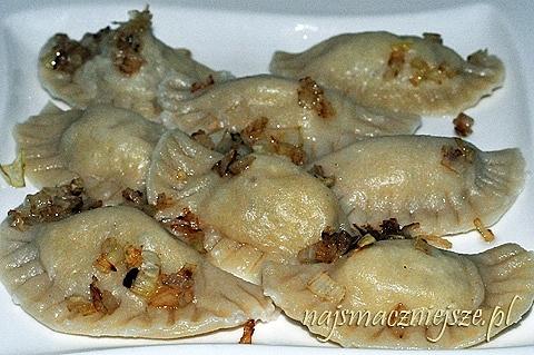 Pierogi ruskie z ziemniakami i twarogiem