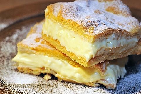 Karpatka z kremem budyniowym i czekoladą