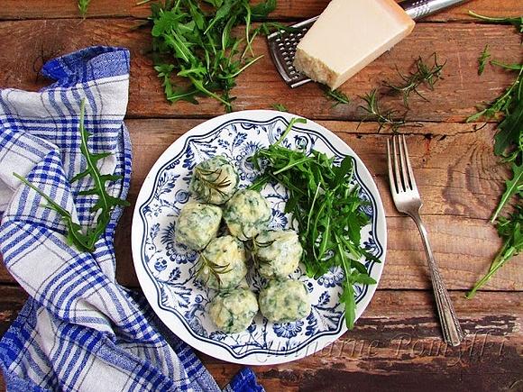 Gnocchi z rukolą ricottą i rozmarynowym masłem