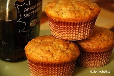 Muffiny z syropem klonowym i orzechami