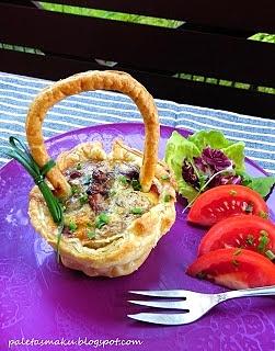 Jesienne koszyczki z grzybowo-paprykową niespodzianką