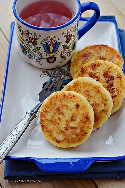 Rosyjskie syrniczki - delikatne placuszki z twarogu