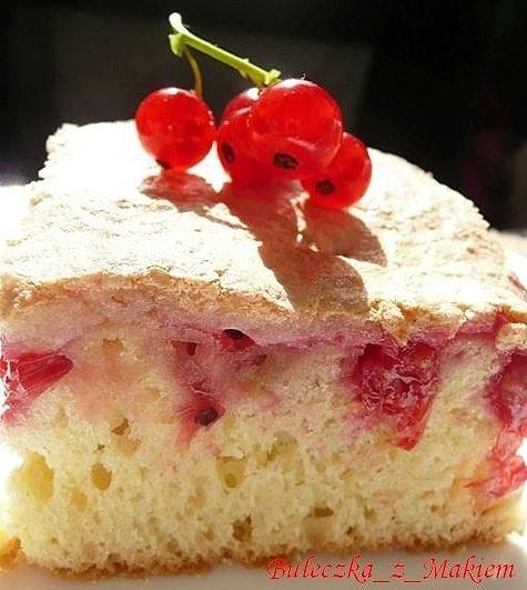 Placek z porzeczkami i bezą