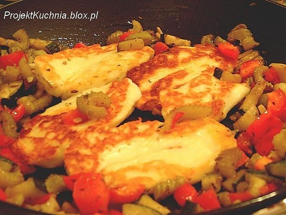 Halloumi z warzywnym sofrito
