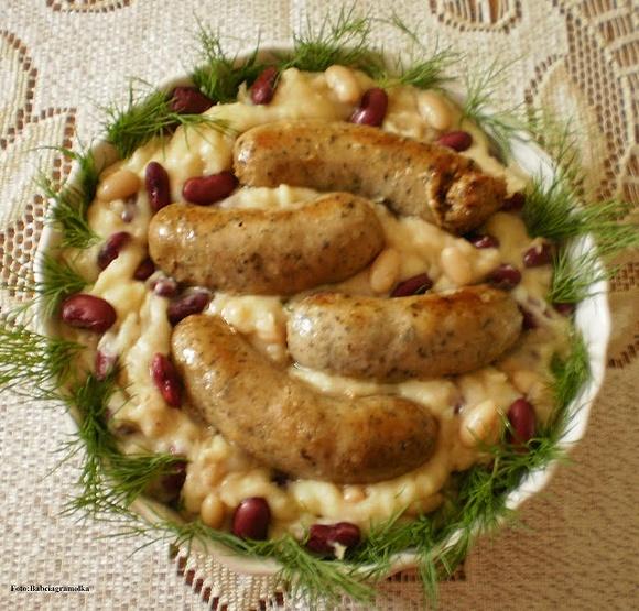 Biała zapiekana na puree ziemniaczano-fasolowym