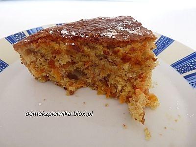 Ciasto marchewkowe z migdałami i amaretto
