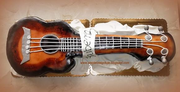 Tort gitara dla Huberta