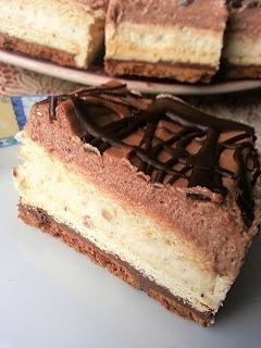 Kinder Bueno bez pieczenia ciasto na ciasteczkach i nutelli