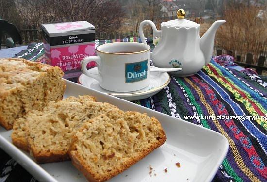 Różano waniliowe ciasto drożdżowe