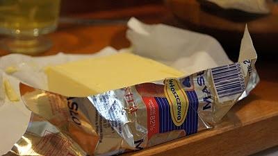 Szybkie pączki na maśle z nadzieniem czekoladowym lub marmoladą