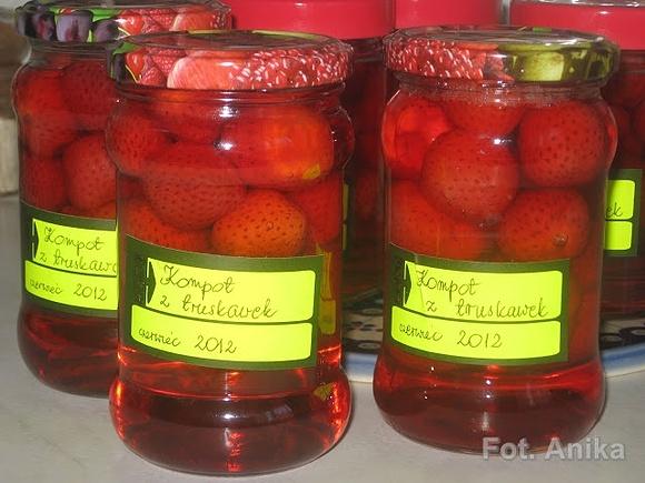 Kompot z truskawek na zimę