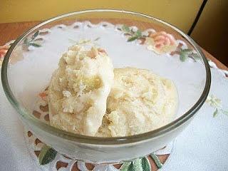 Lody rabarbarowe