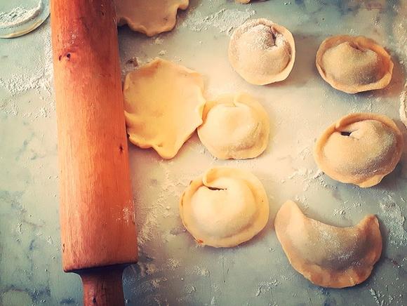 Pierogi wigilijne z kapustą i grzybami