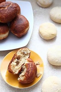 Pączki dla łasuchów – przepis na tradycyjne pączki
