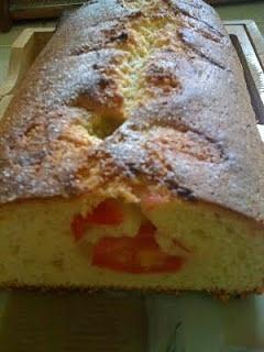 Babka ze śliwkami na letnie popołudnie