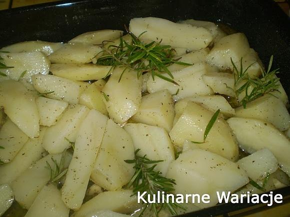 Ziemniaczki pieczone z rozmarynem