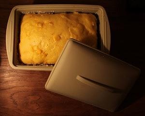 Chleb kukurydziany z mąki i kaszy kukurydzianej