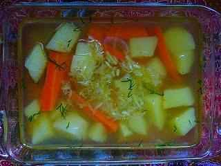 Zupa ze świeżych ogórków