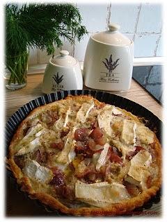 Tarta z winogronem i kozim serem