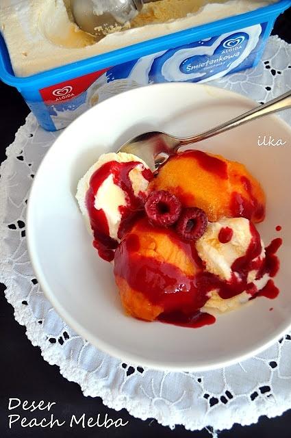 Peach Melba deser z brzoskwiń i lodów